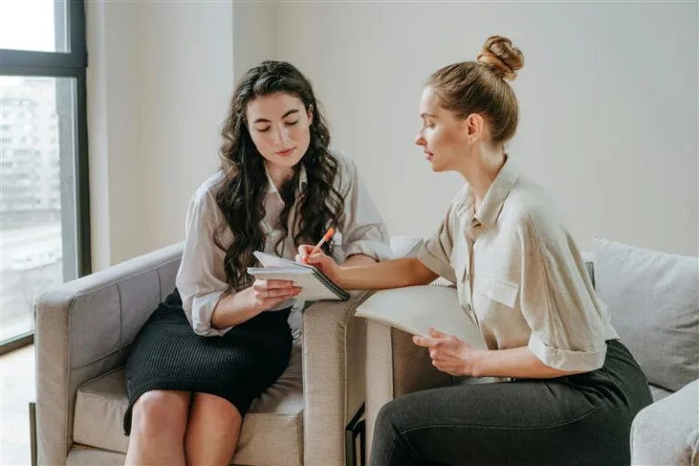 Overcoming Imposter Syndrome in the Workplace 
